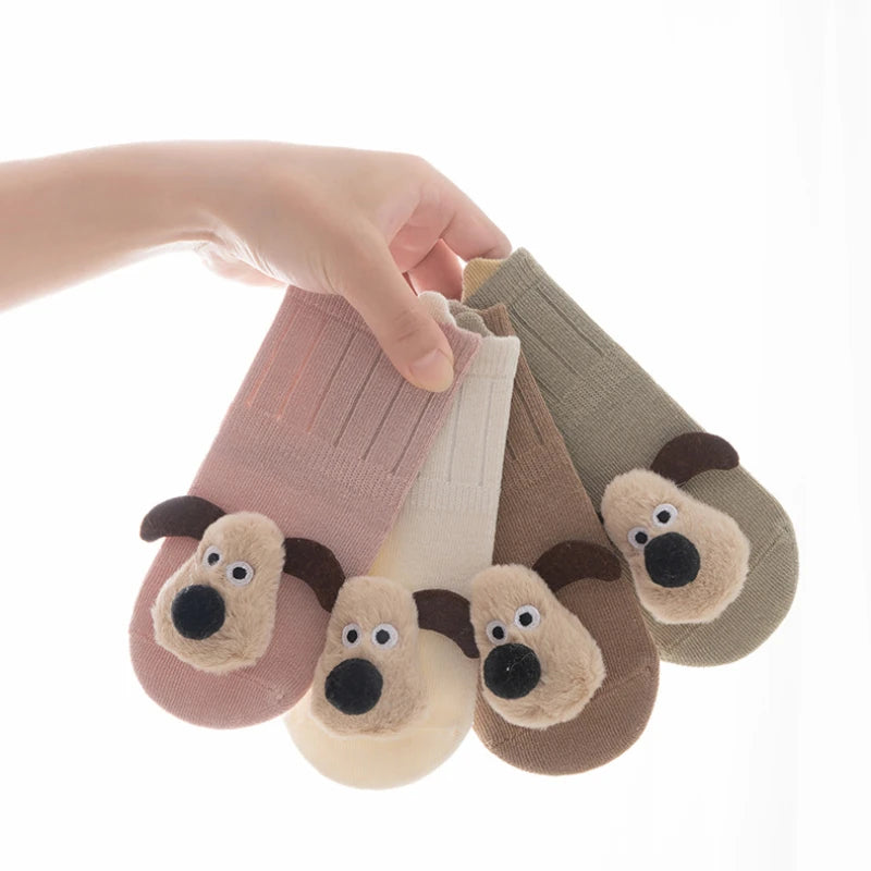 Three-Dimensional Baby Socks