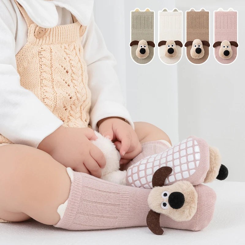 Three-Dimensional Baby Socks