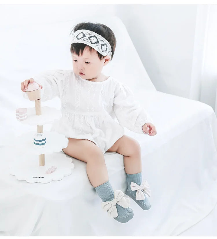 Baby Bow Middle Tube Shoes