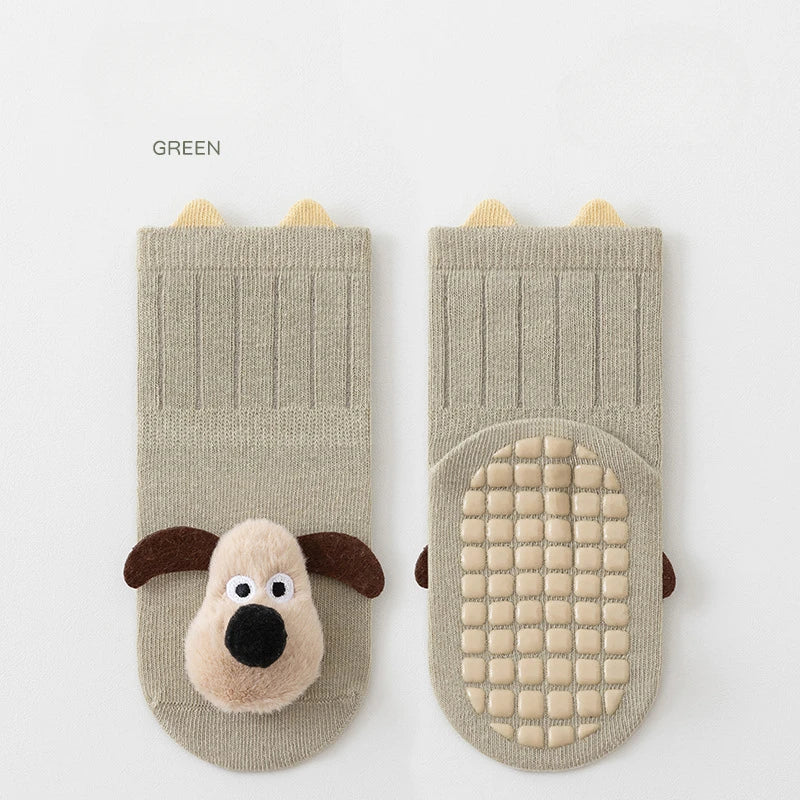 Three-Dimensional Baby Socks